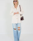 Lisa yang Julianne Cardigan