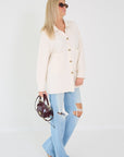 Lisa yang Julianne Cardigan
