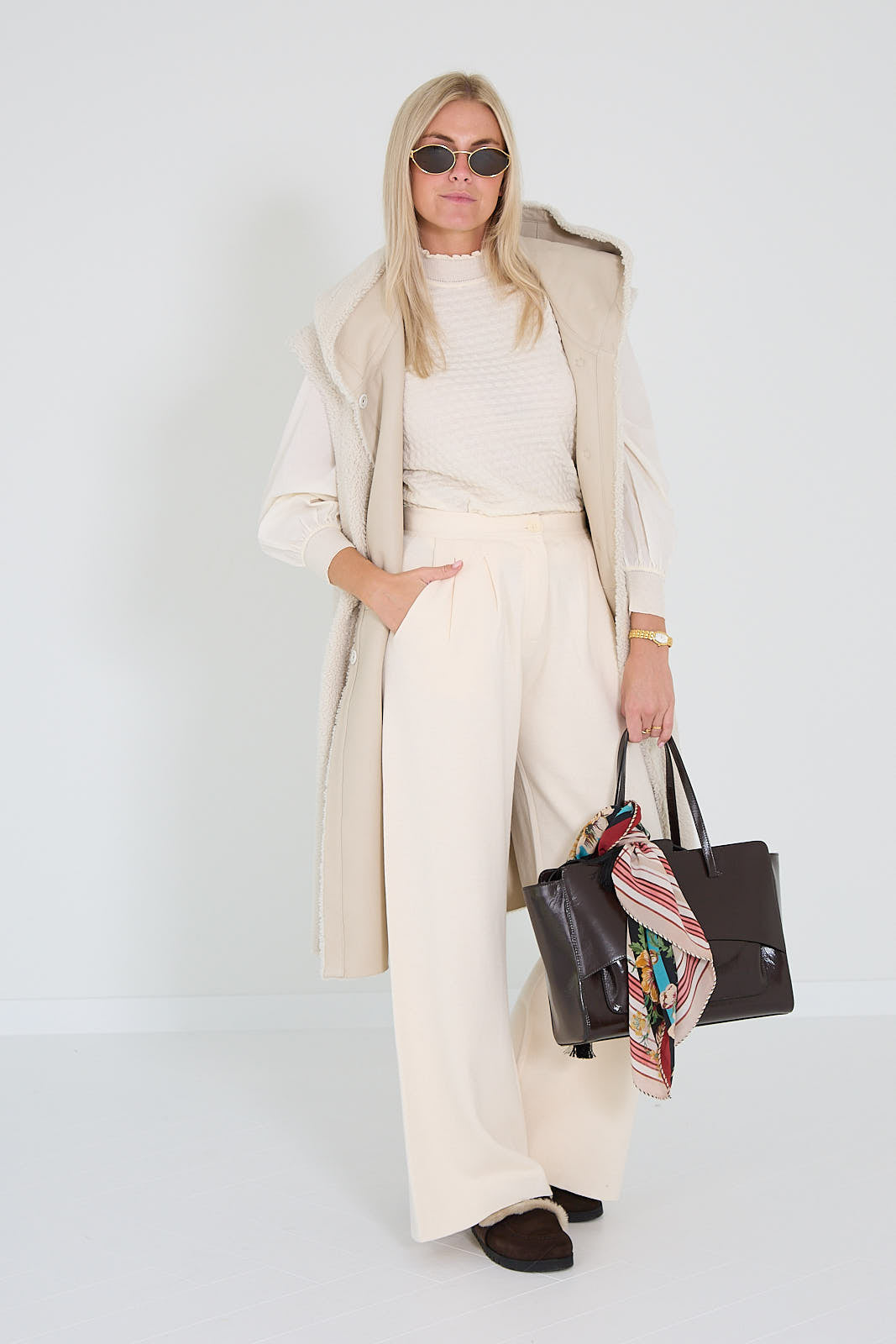 La reveuse mantel Riccio ecru