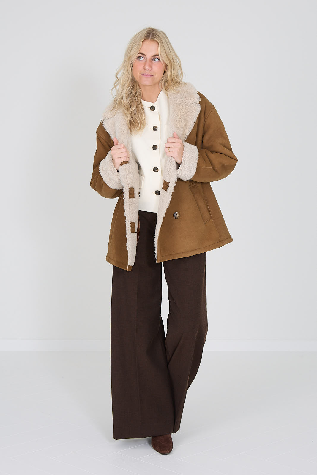 Enes mantel Florentina sahara