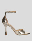 Lola Cruz heels