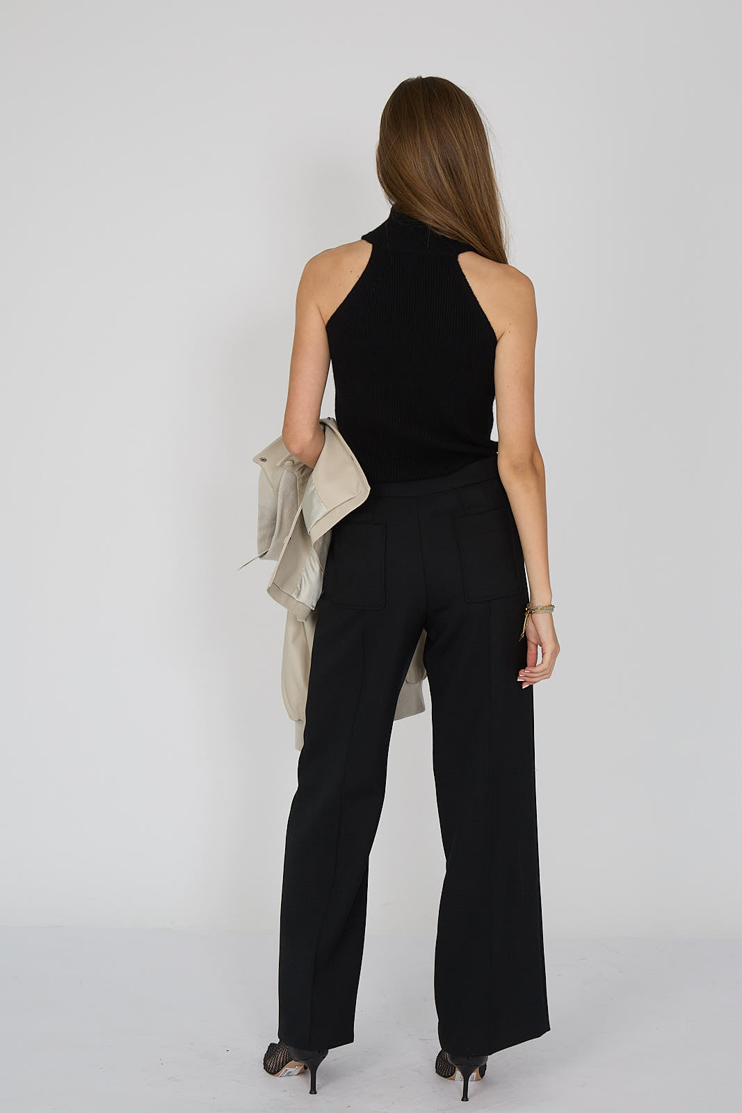 Lisa yang pull zwart