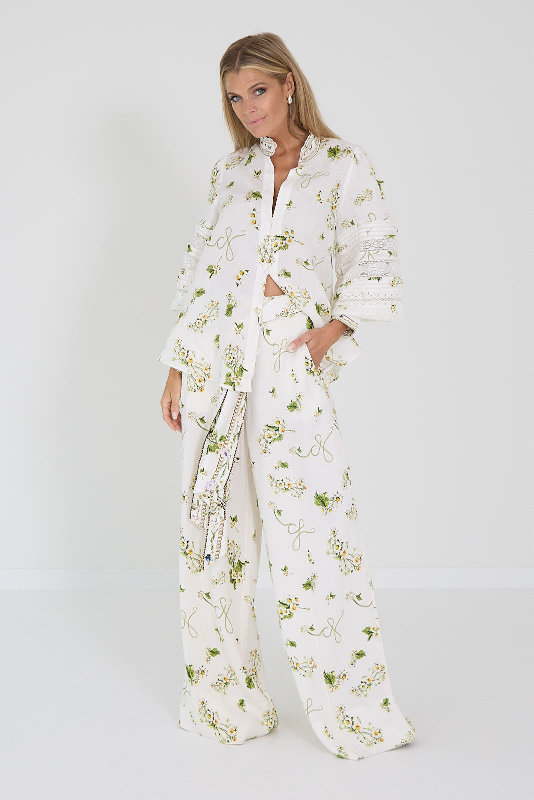 Camilla blouse Buttond