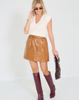 Studio clique rok Tosca