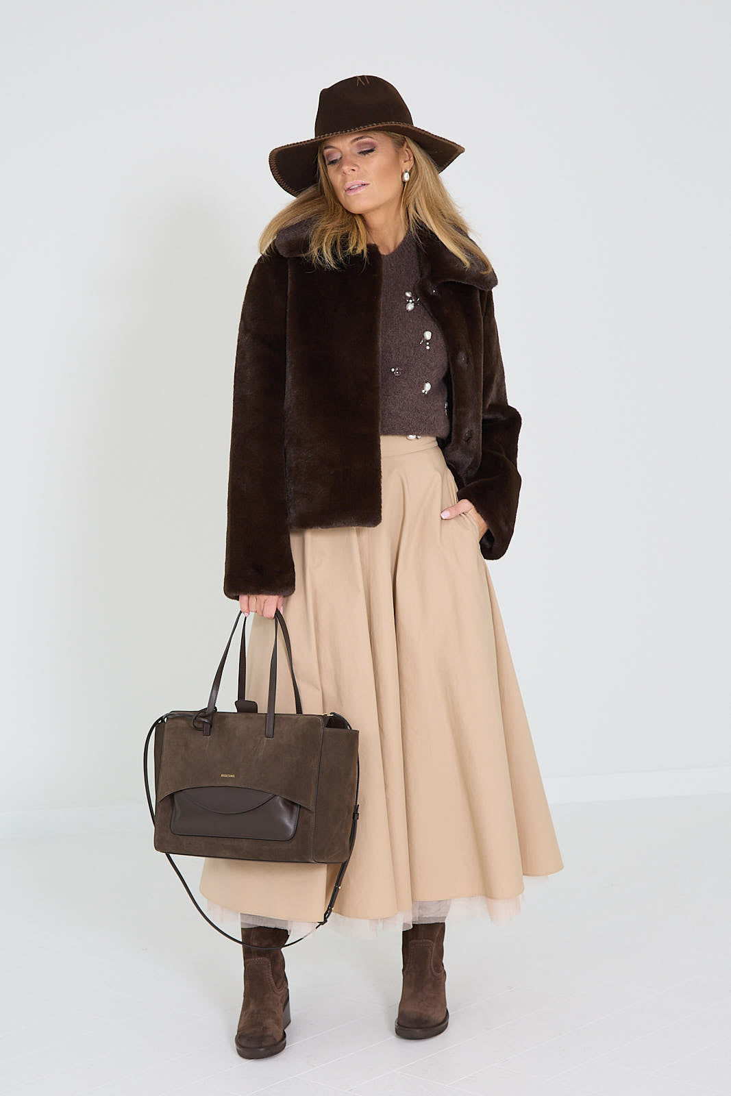 Apparis mantel bruin