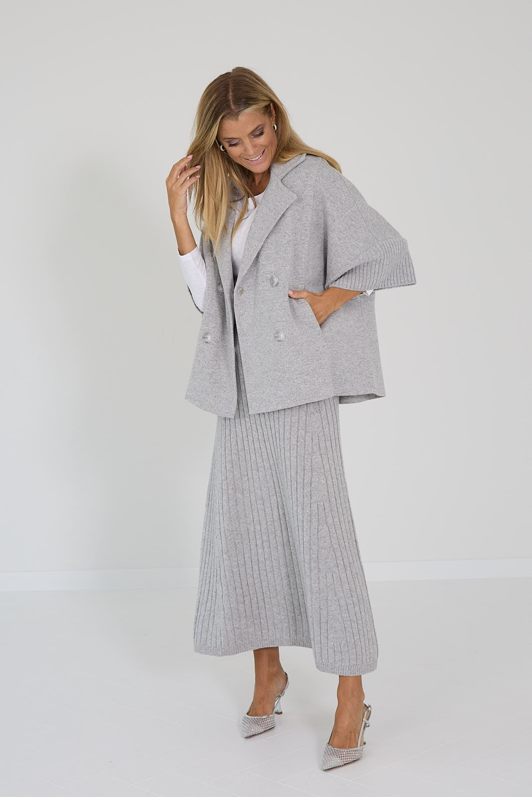 Anneclaire mantel grijs