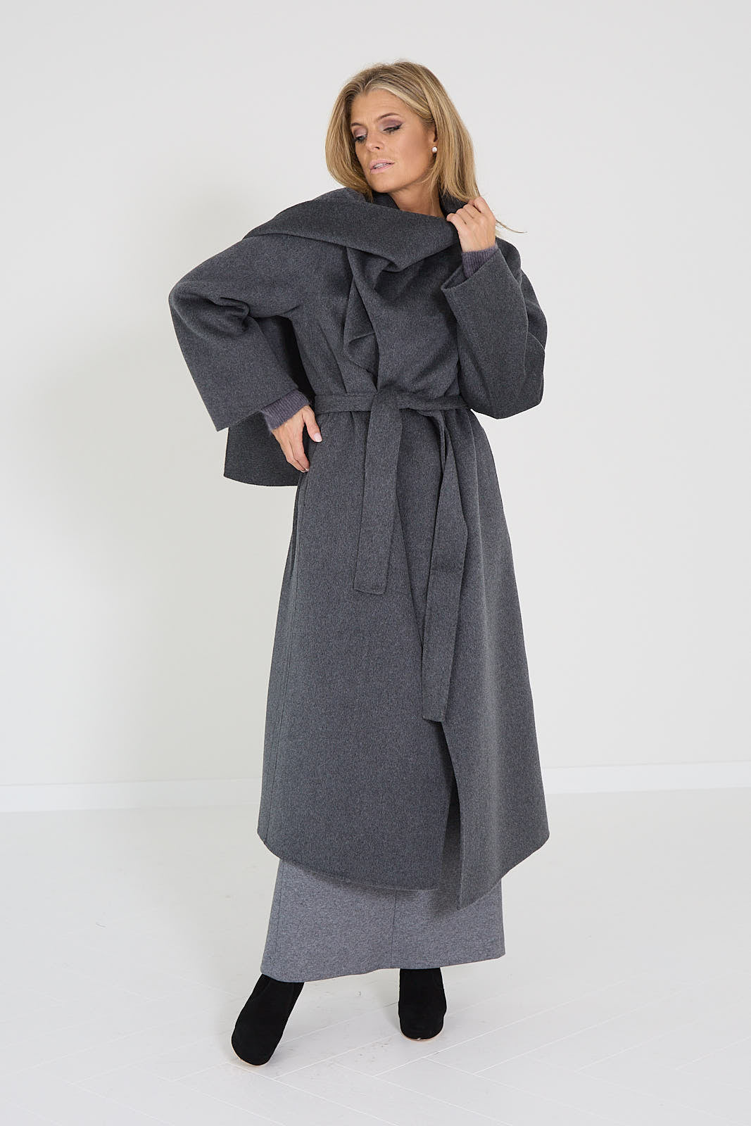 Oscar mantel grijs Suzanne