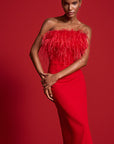 RIANI LANG ROOD KLEED OF SHOULDER PLUIMPJES