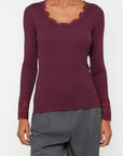 BENITA SILK LS O-NECK LACE TOP