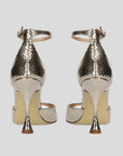 Lola Cruz heels