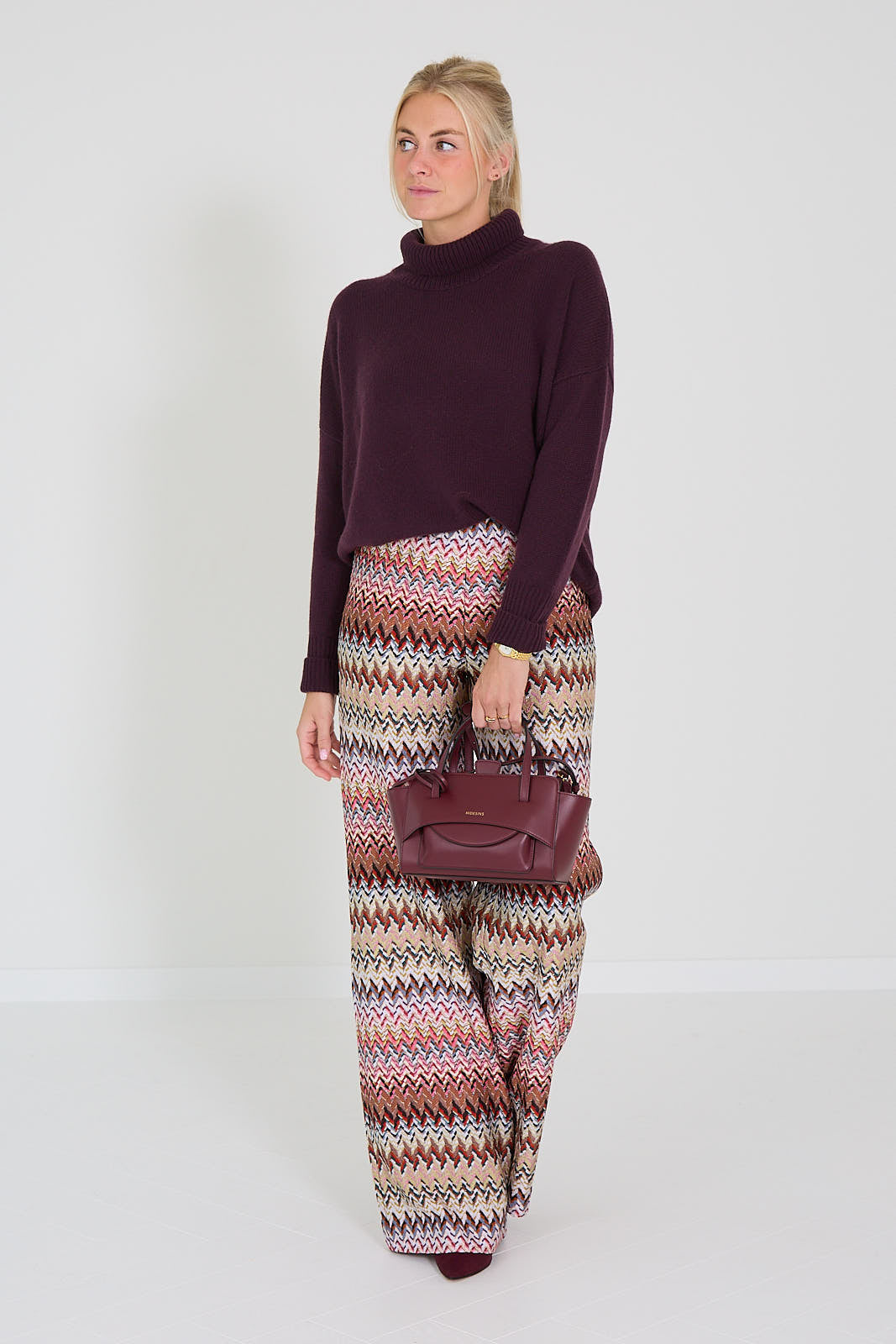 Lisa yang pull bordeaux Heidi