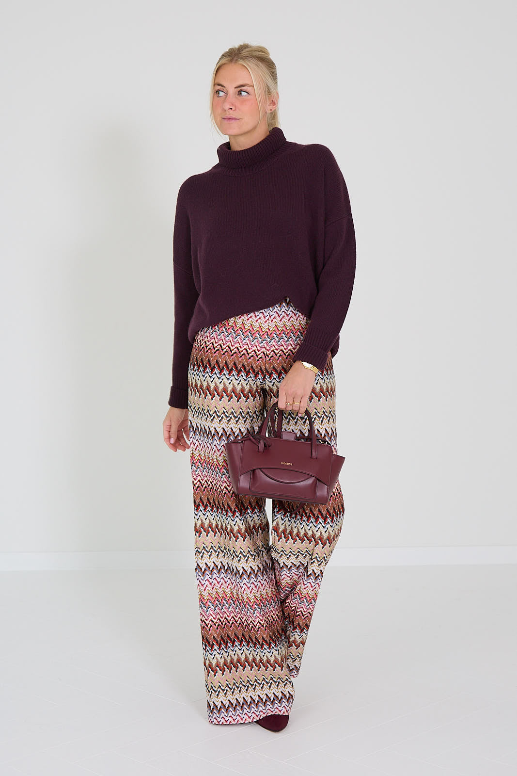 Lisa yang pull bordeaux Heidi