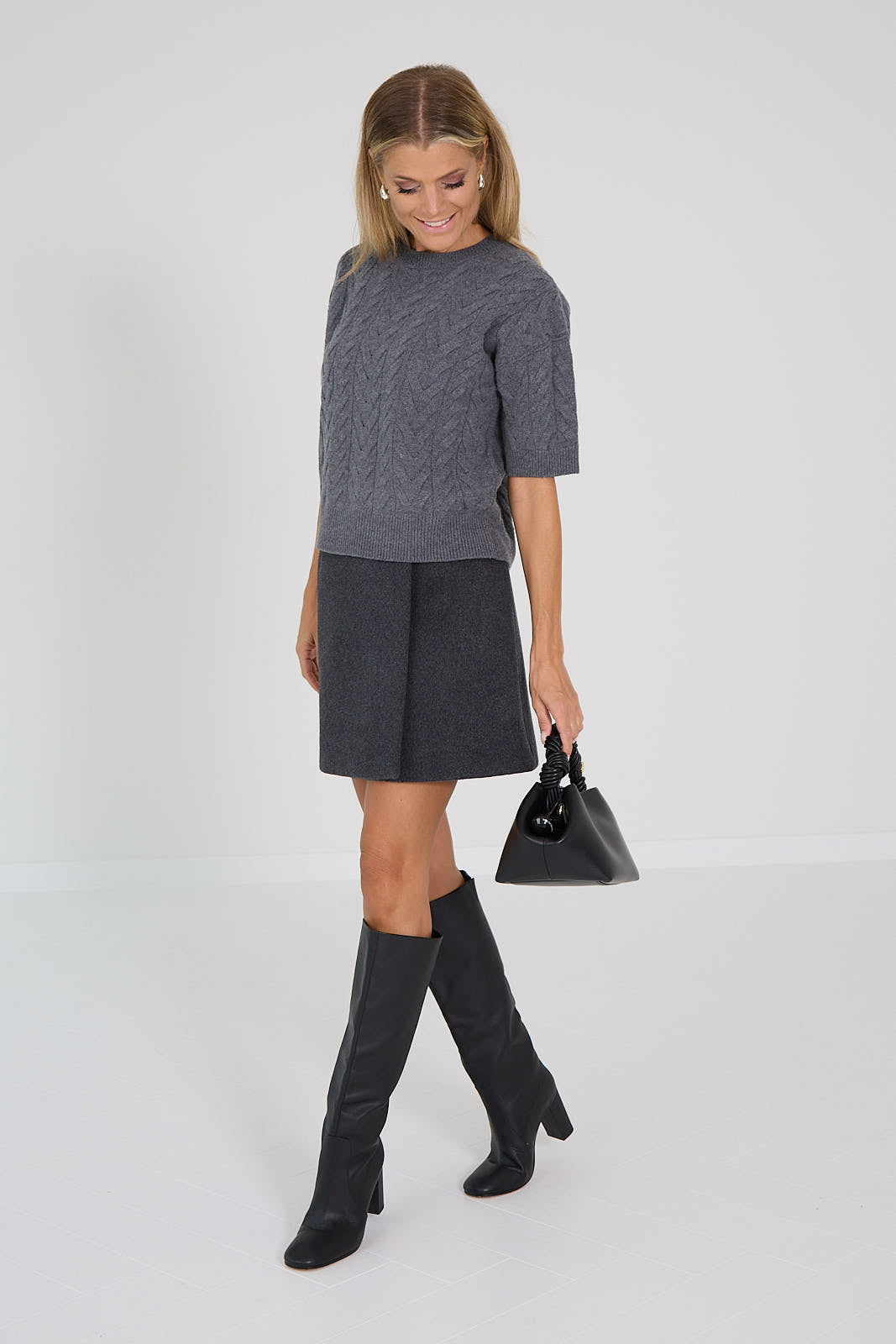 Margaux Lonnberg rok grijs Monie