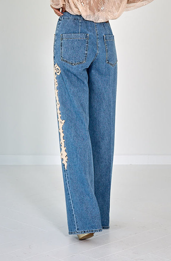JEANS CAVALRY EMBROIDERED