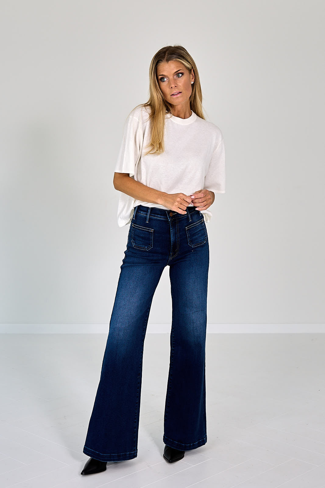 JEANS THE HUSTLER ROLLER PATCH POCKET