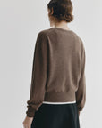 26W-LISA YANG-PULL-BRUIN MIDDEN