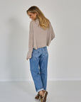 26W-LISA YANG-PULL-LICHT BEIGE