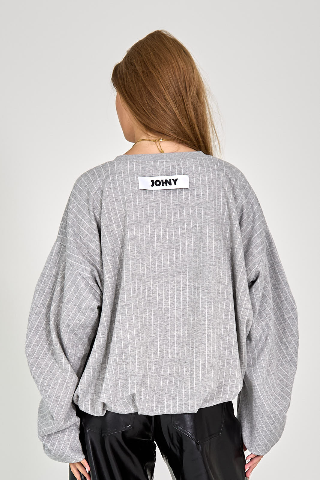 26W-JOHNY-PULL-GRIJS MIDDEN