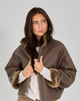 26W-ARMA-MANTEL-BEIGE MIDDEN