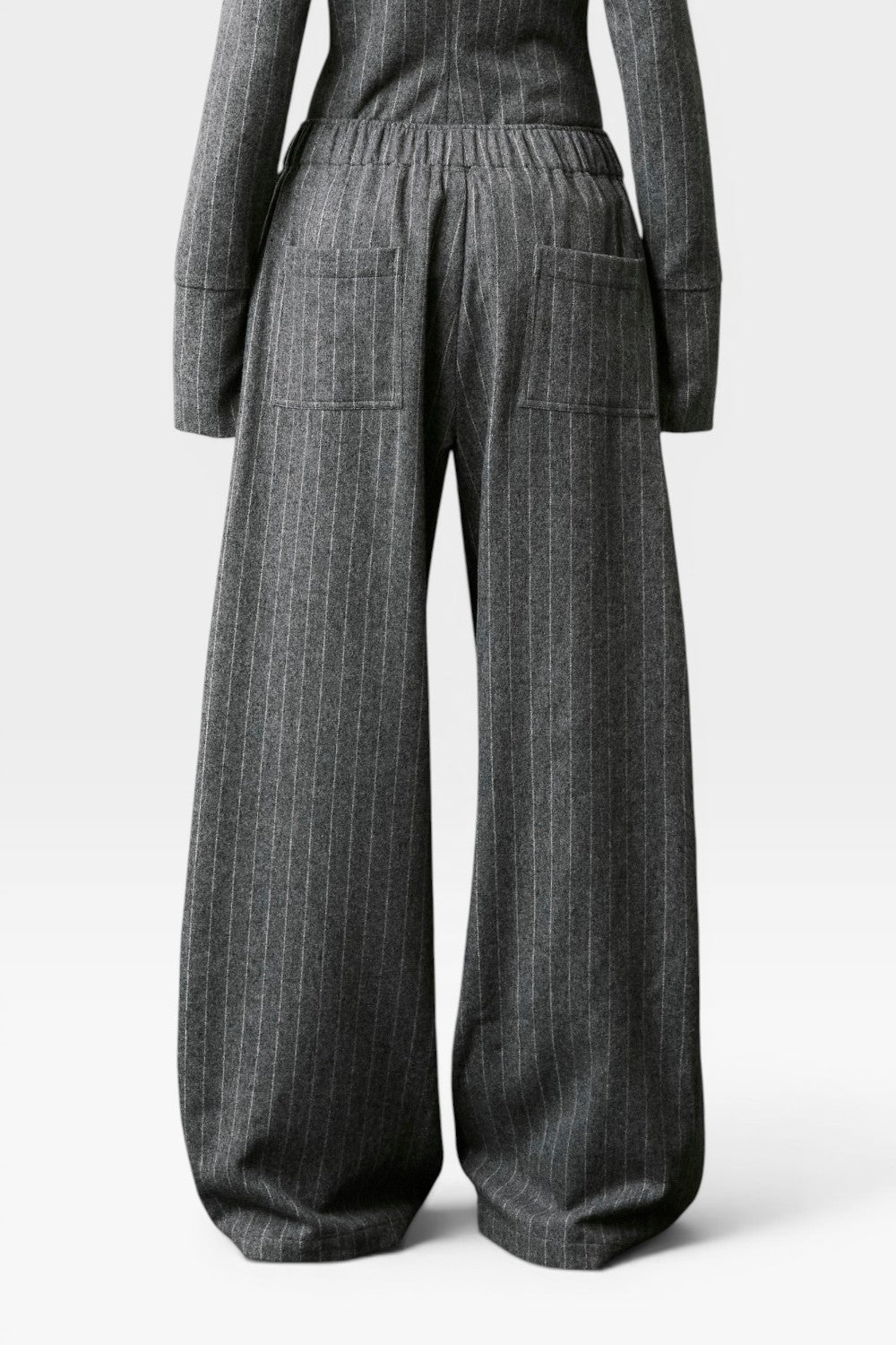 26W-THE LATEST-BROEK-GRIJS LICHT