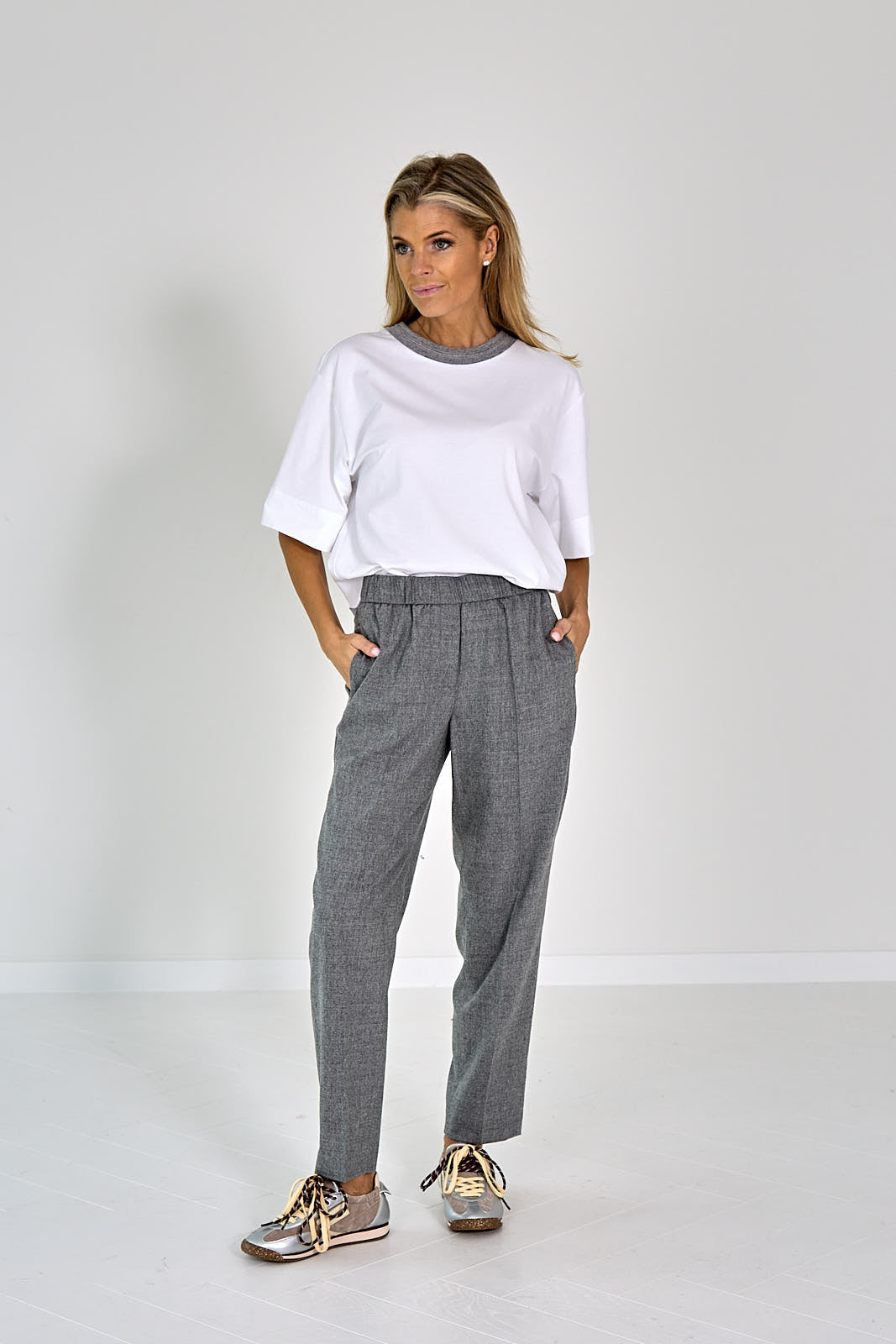 26W-PESERICO-BROEK-GRIJS MIDDEN