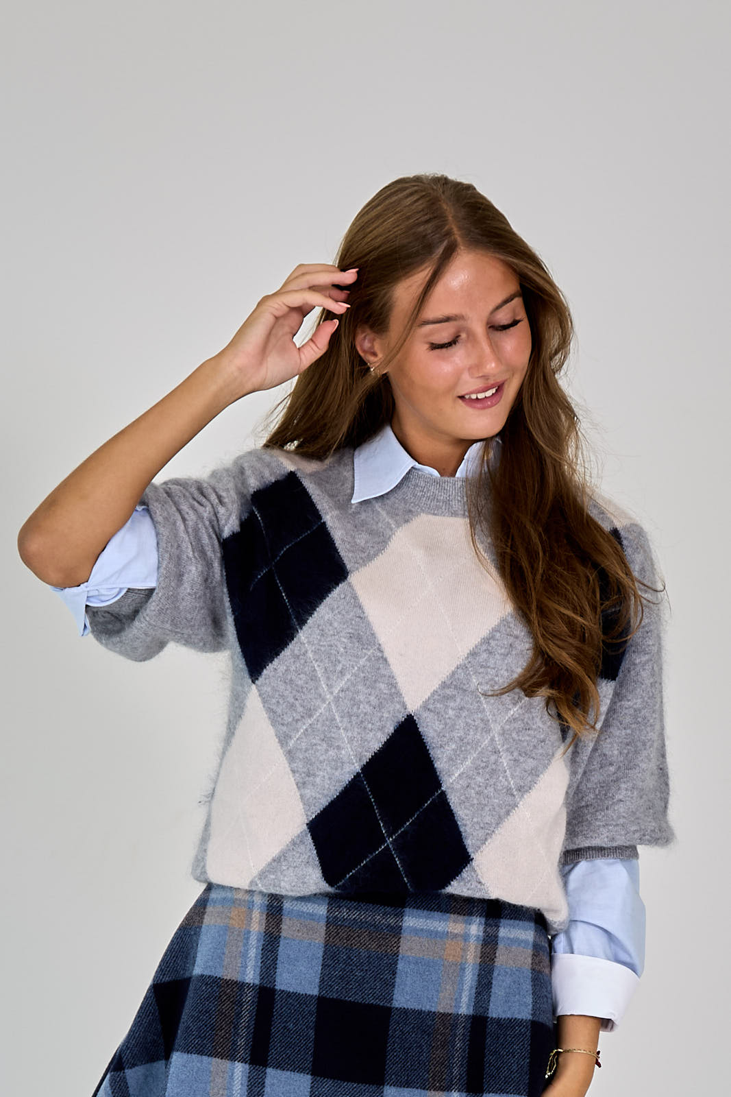 26W-AMOUR-PULL-GRIJS MIDDEN