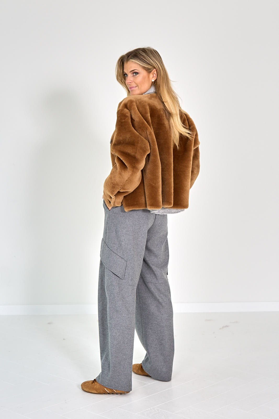 26W-Dorothee Schumacher-BLAZER-CAMEL