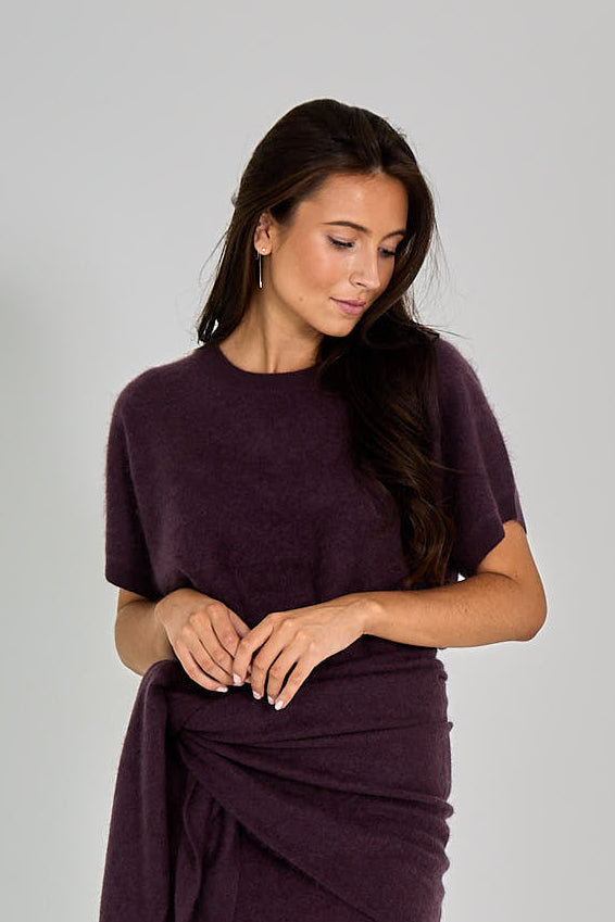 26W-FFC-PULL-BORDEAUX DONKER ROOD