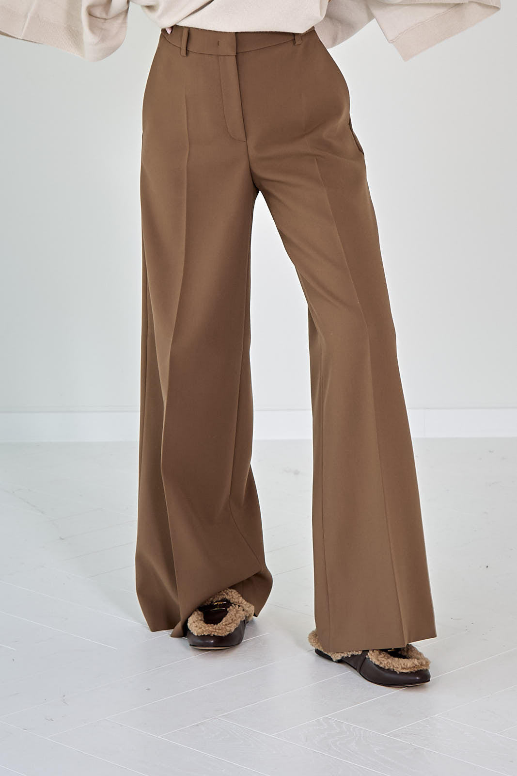 26W-SEDUCTIVE-BROEK-CAMEL