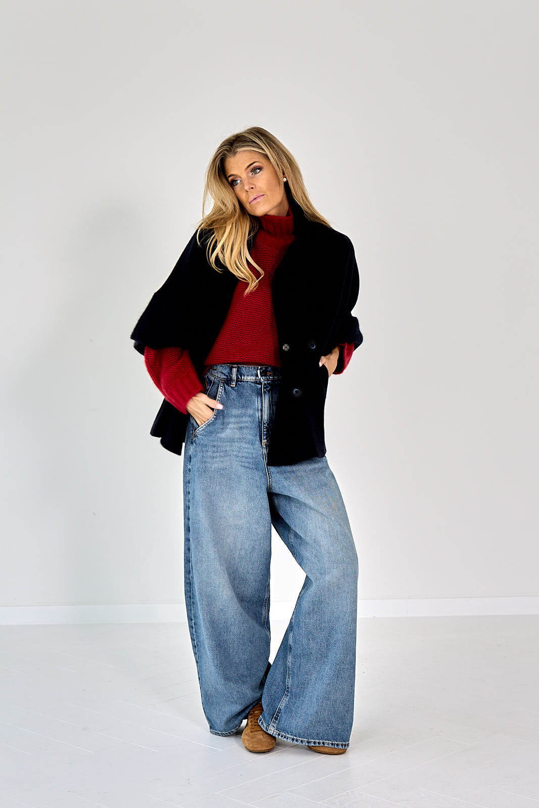 26W-ANNECLAIRE-PULL-MARINE DONKER