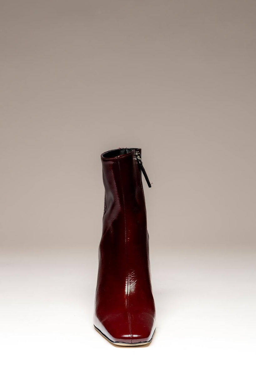 26W-ODARE-SCHOENEN-BORDEAUX DONKER ROOD