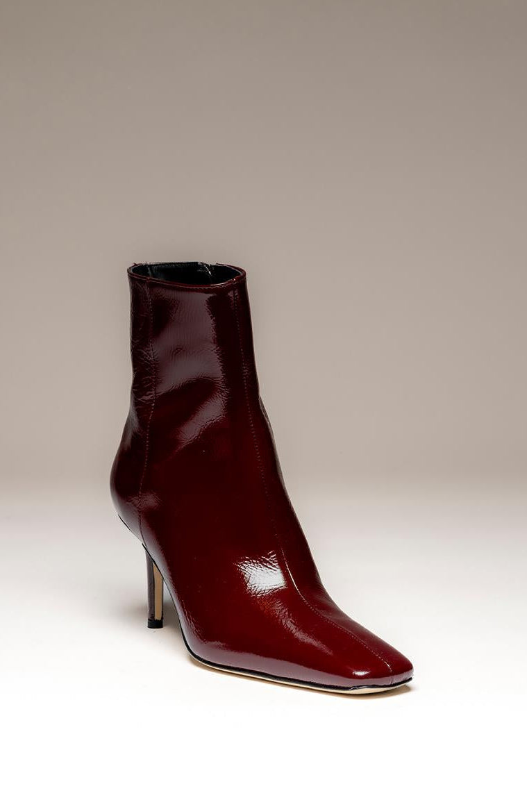 26W-ODARE-SCHOENEN-BORDEAUX DONKER ROOD