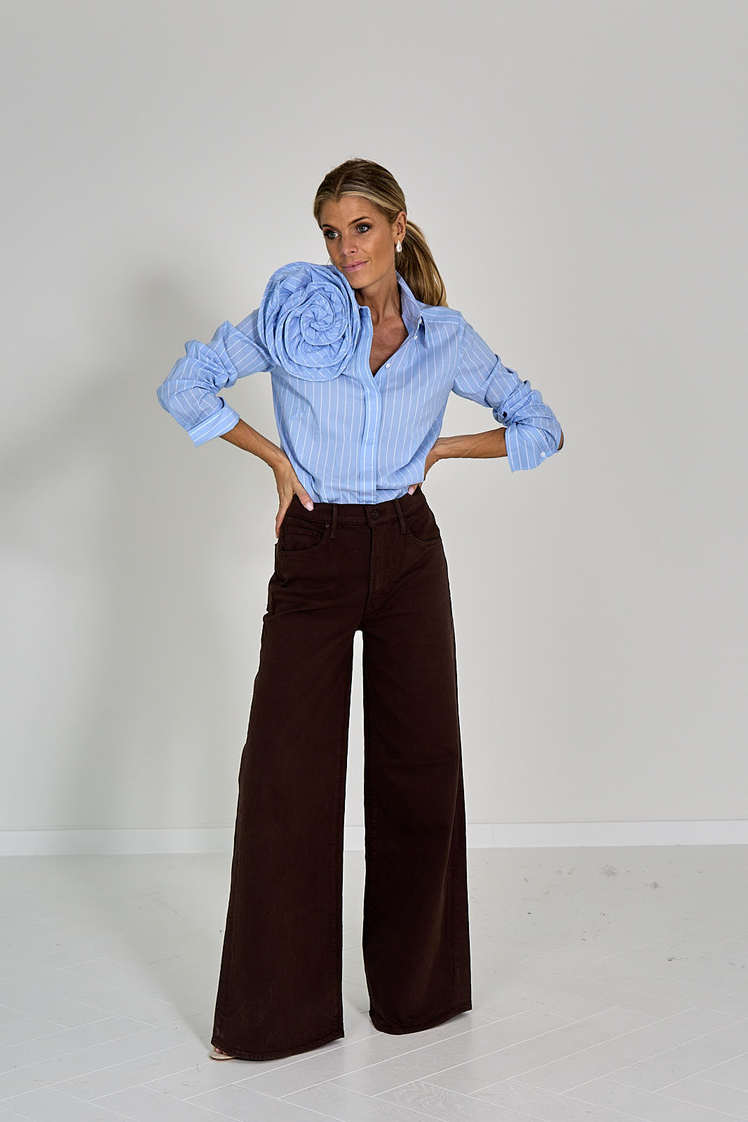 26W-MOTHER-BROEK-BRUIN MIDDEN