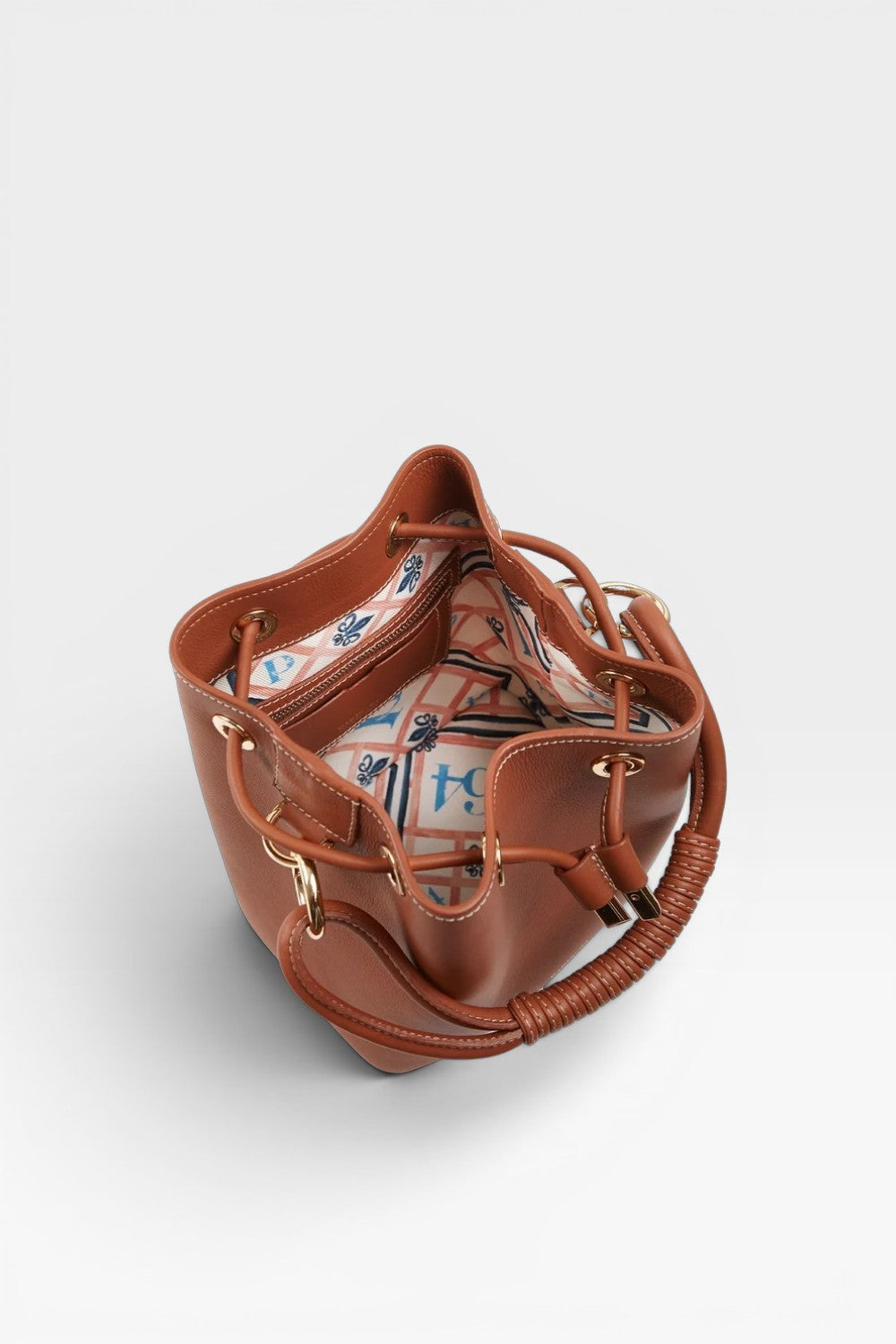 26W-A PARIS-HANDTAS-CAMEL