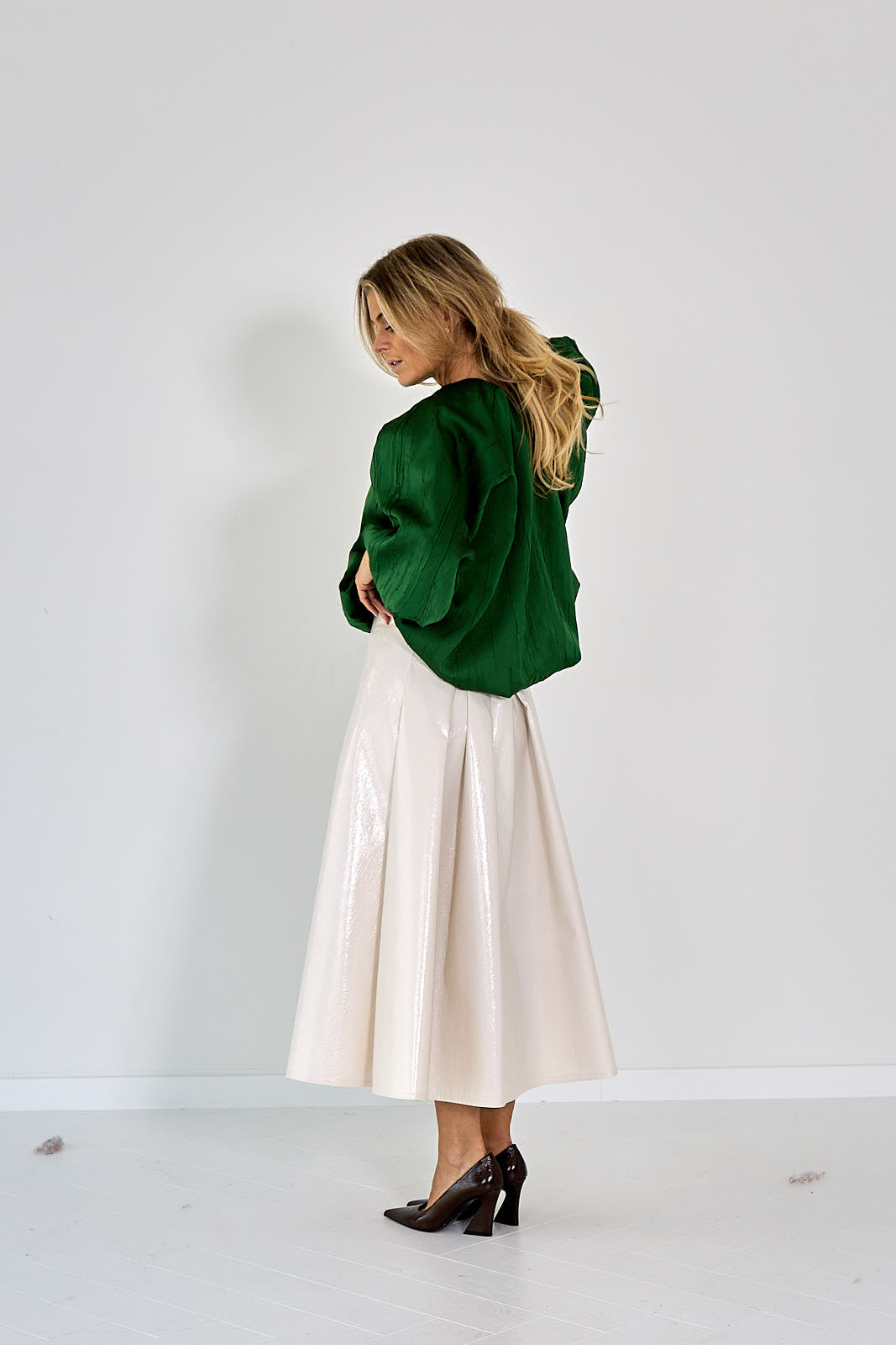 FAUX LAKLEDER ROK EVASE ECRU