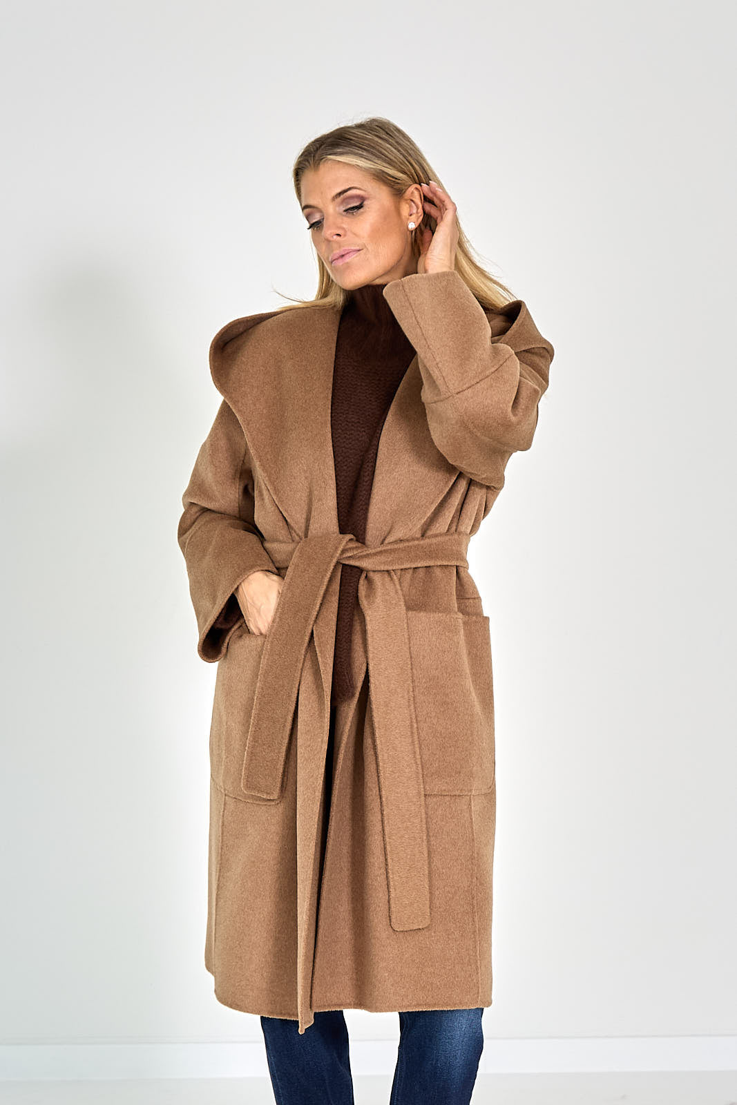 26W-MAX MARA-MANTEL-BEIGE MIDDEN