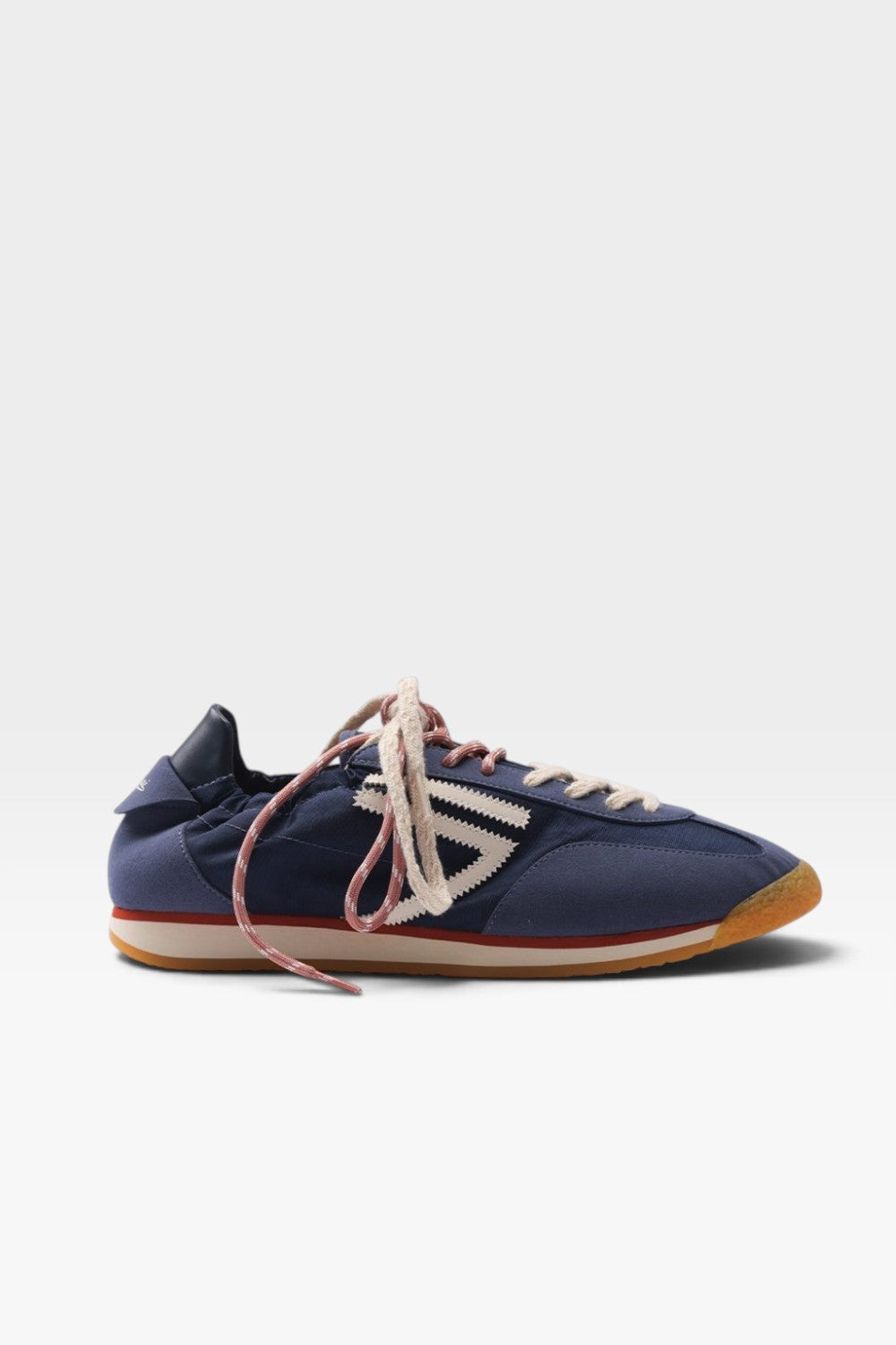 26W-PURAAI-SCHOENEN-PANTHER BLUE SHARK