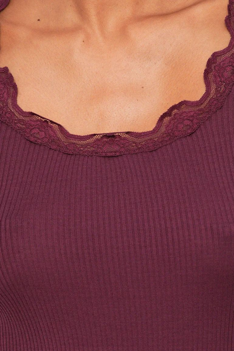 BENITA SILK LS O-NECK LACE TOP