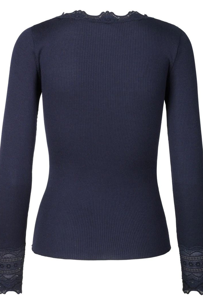 BENITA SILK LS O-NECK LACE TOP